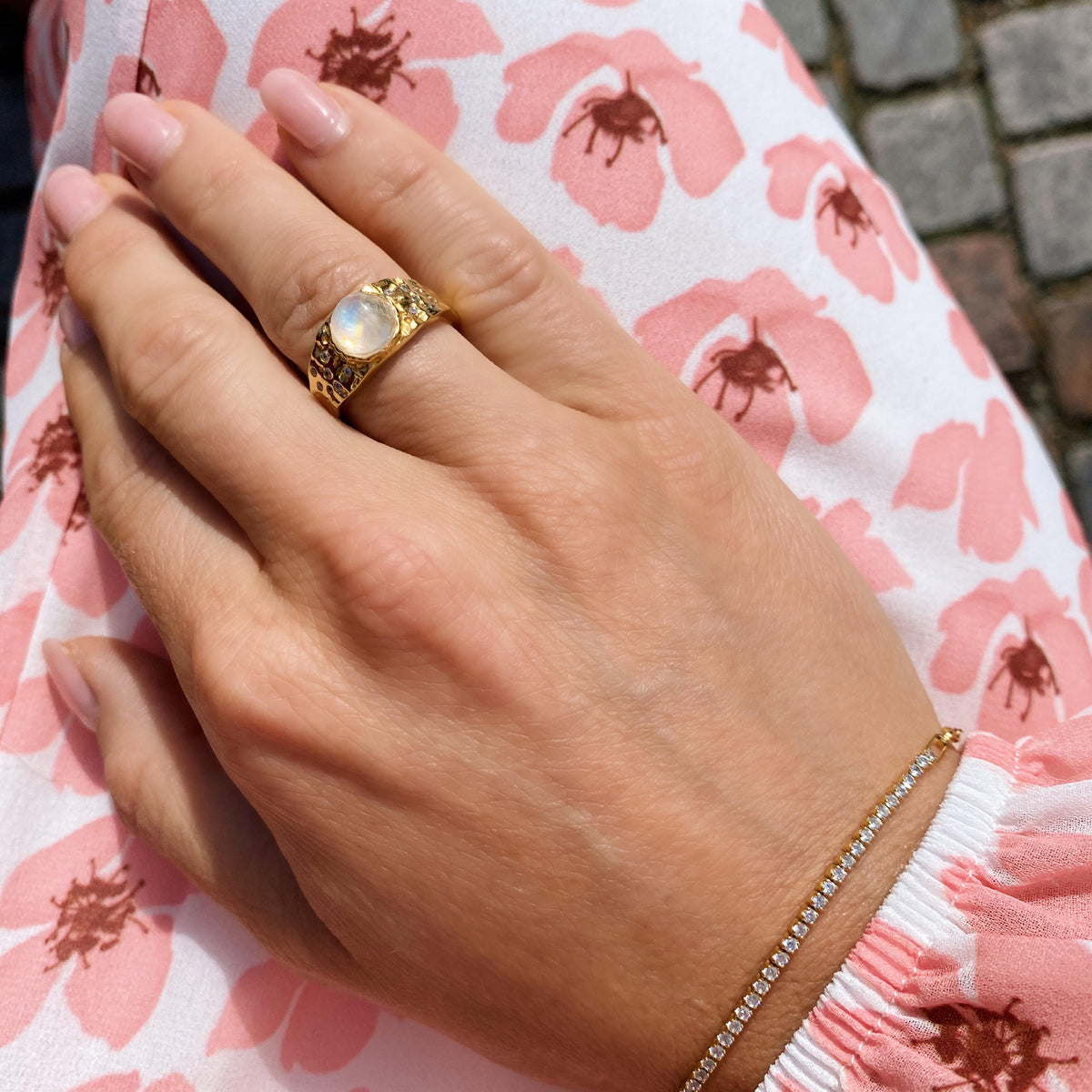 St. Tropez armbånd guld - Armbånd - ARHMS